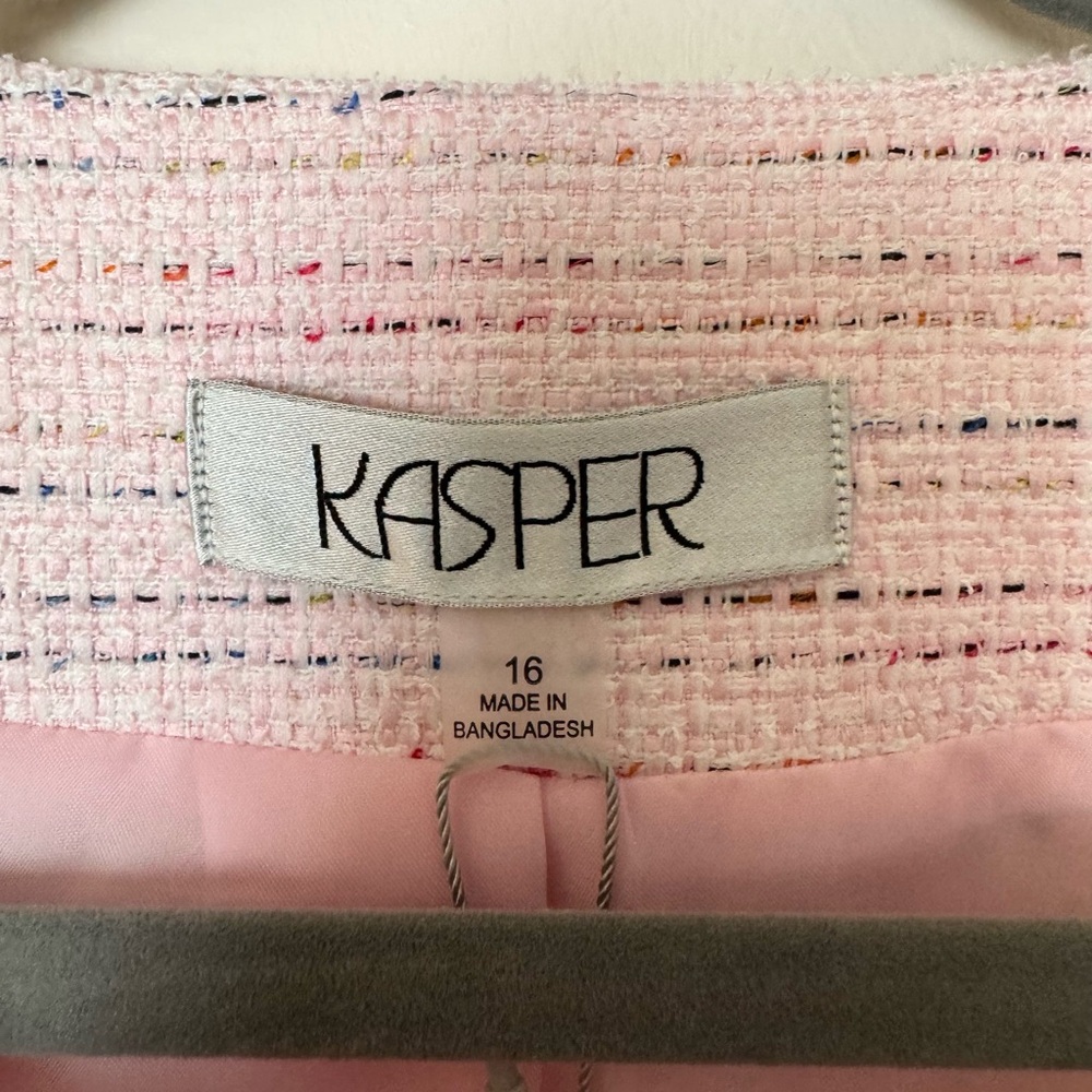 Women's Pink Tweed Jacket - Picture 4 of 4